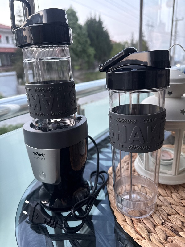 Arzum AR1032 Shake’N Take Kişisel Blender - Siyah