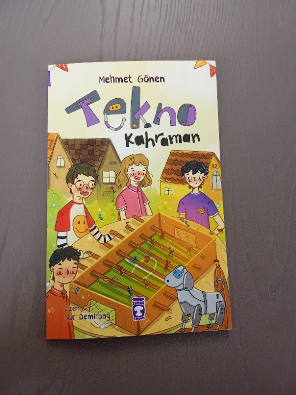 Tekno Kahraman  -  Mehmet Gönen