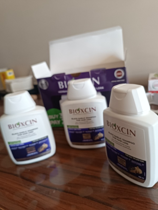 Bioxcin Siyah Sarımsak Şampuanı 3 al 2 öde (3x300ml)