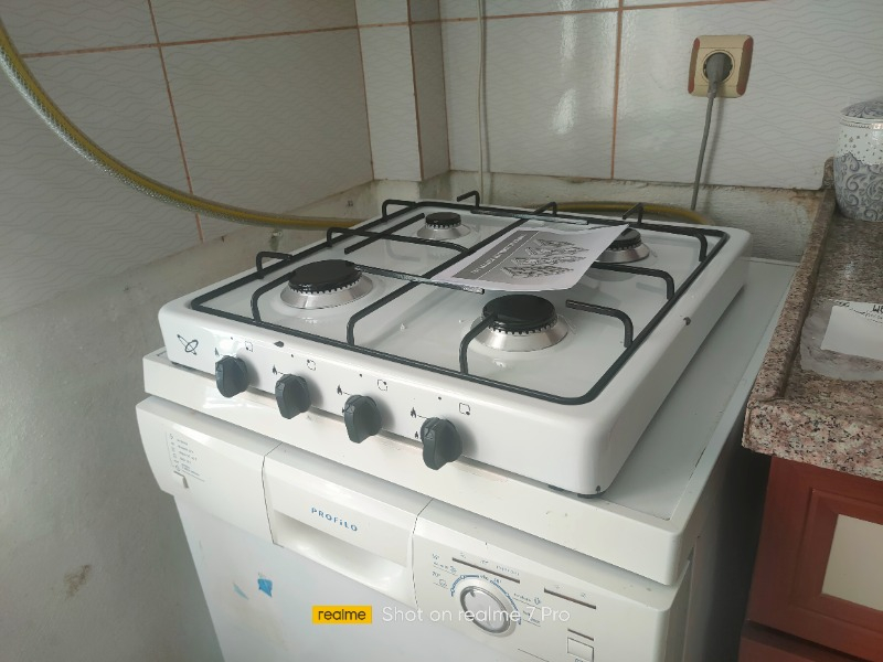 Uğur Beyaz  Emaye Set Üstü 4 Gözlü Ocak Doğalgazlı