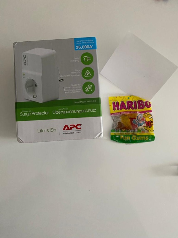 Schneider Electric APC Tekli Akım Korumalı Priz 230V