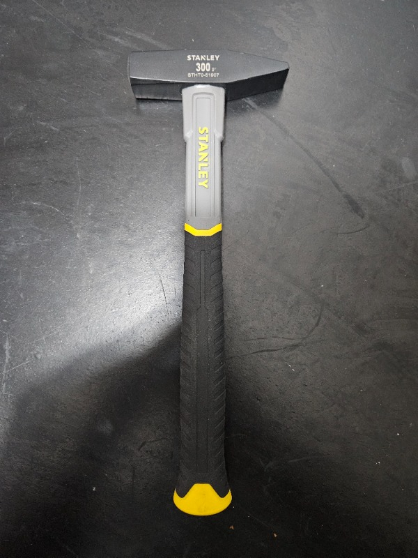 Stanley STHT0-51907 Fıberglass Saplı Çekiç 300 gr