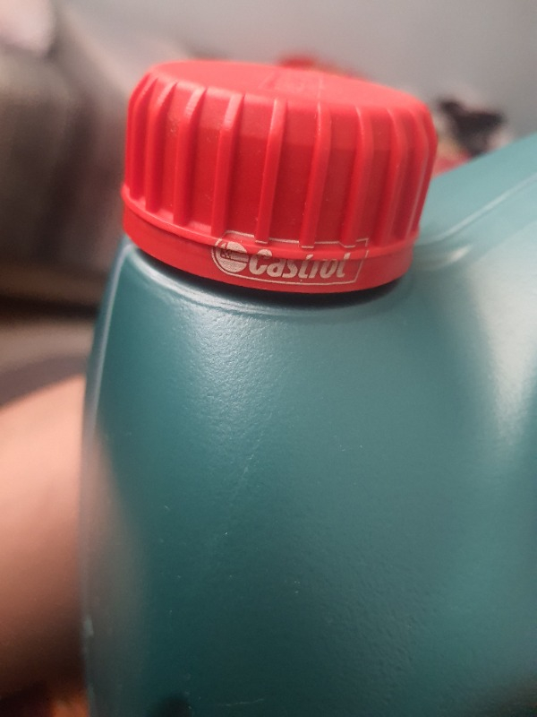 Castrol Magnatec 10W-40 A3/B4 Benzinli Araçlar için 4 Litre Motor Yağı ( Üretim Yılı: 2022 )
