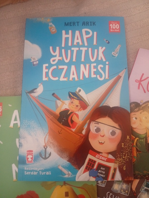 Hapı Yuttuk Eczanesi - Mert Arık