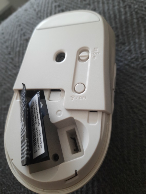 Hp AZ7B6AA 400 Quıet Maple Wıreless Mouse