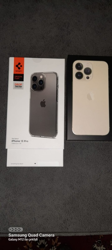 Spigen Apple iPhone 13 Pro Kılıf Crystal Flex Crystal Clear - ACS03296