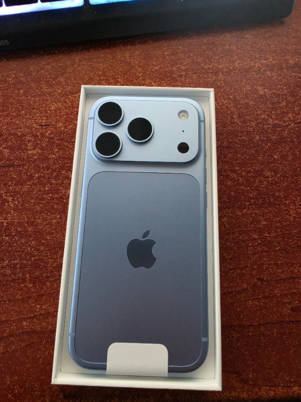 Apple iPhone 18 Pro 256 GB Buzul Rengi
