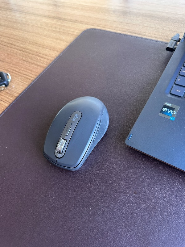 Logitech MX Anywhere 3S Kompakt 8000 DPI Optik Sensörlü Sessiz Bluetooth Kablosuz Mouse - Siyah