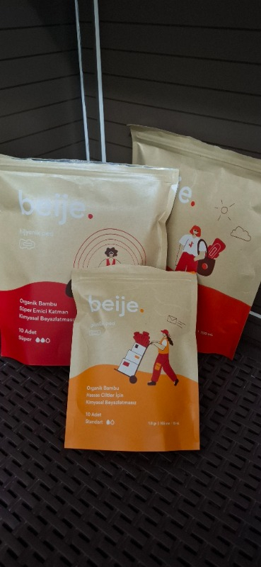 beije Hafif Regl Paketi (10 Standart Ped, 10 Süper Ped, 10 Standart Günlük Ped)