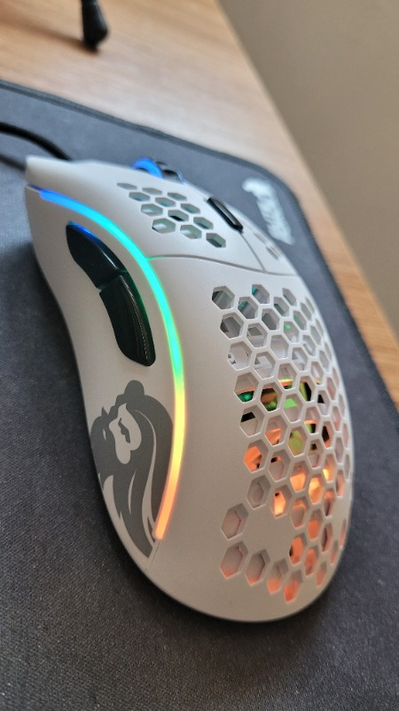 Glorious Model D Mouse Mat - Beyaz