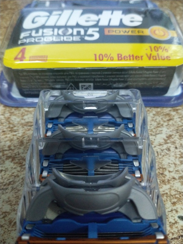 Gillette Fusion 5 Power 8'li Yedek Tıraş Bıçağı Karton Paket