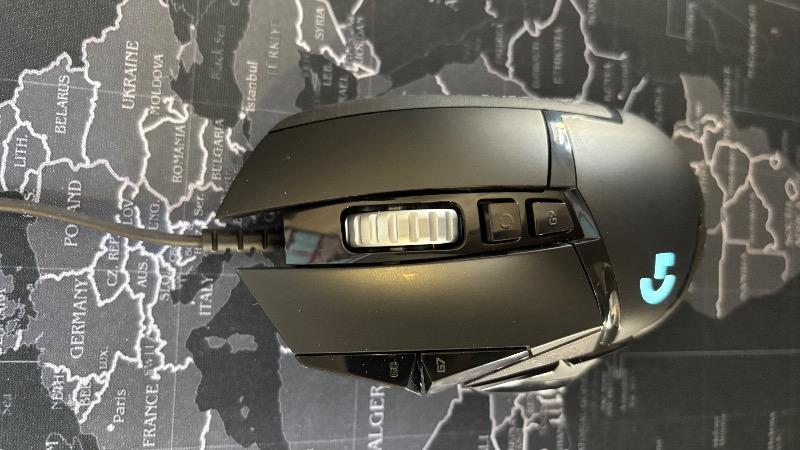Logitech G G502 HERO LIGHTSYNC 25.600 DPI Yüksek Performanslı Kablolu Oyuncu Mouse - Siyah