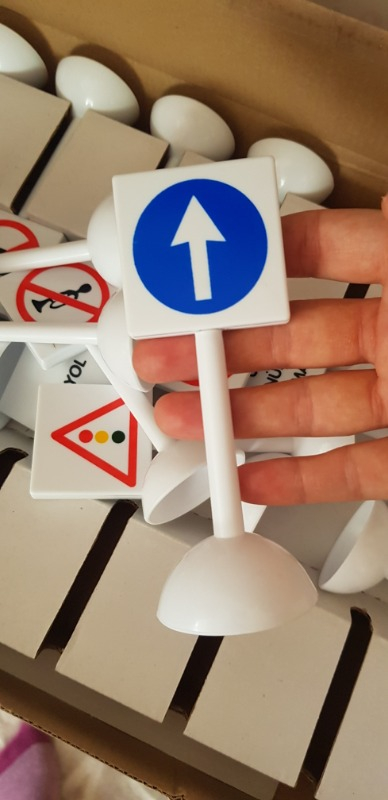 Güçlü 3457-167 Trafik İşaretleri