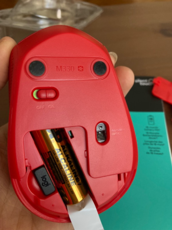 Logitech M330 Sessiz Kablosuz Optik Mouse - Kırmızı