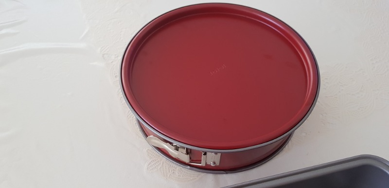 Tefal J1641214 Delibake Kelepçeli Kek Kalıbı 24 cm