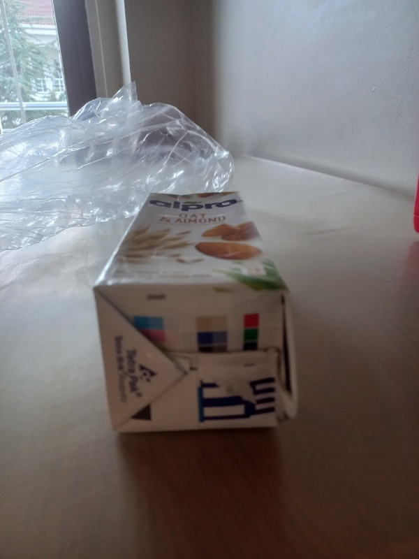 Alpro Yulaf & Badem İçeceği 1lt Laktozsuz Bitkisel Vegan Süt