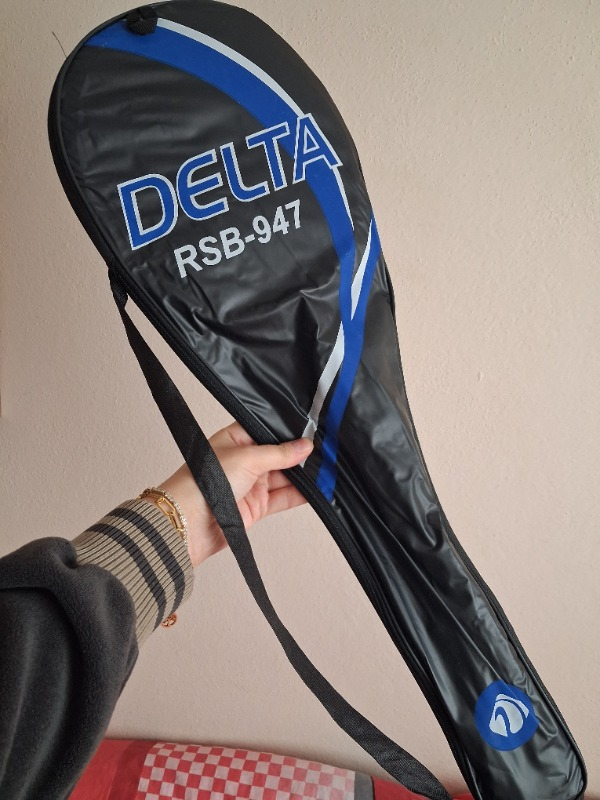 Delta Badminton Seti - 2 Raket ve 3 Top Çantalı Çelik Malzeme ile Orta Seviye Oyunculara Uygun
