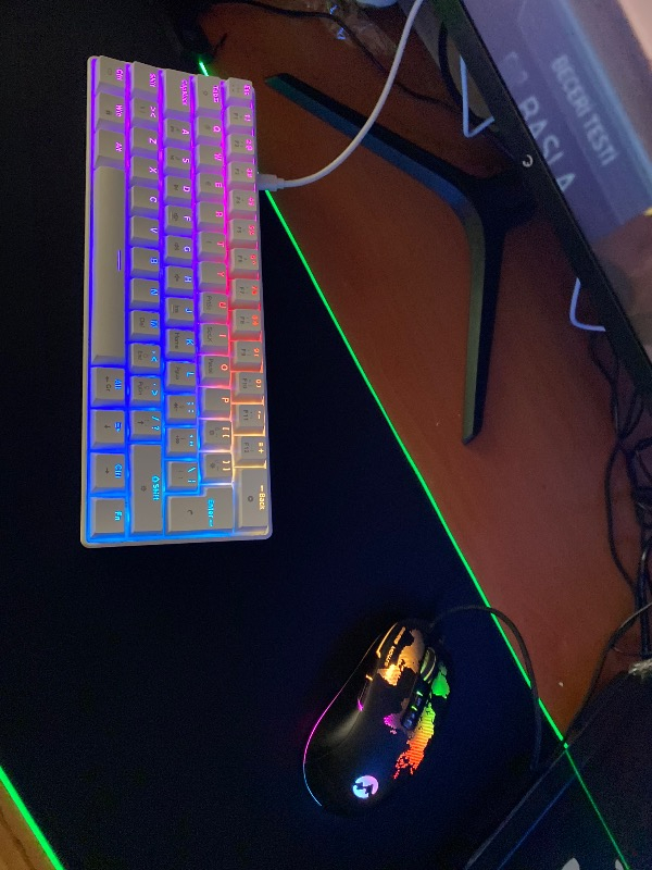 Sarftech T60 Mavi Switch Mekanik Klavye Kablolu Gaming Oyuncu Klavyesi