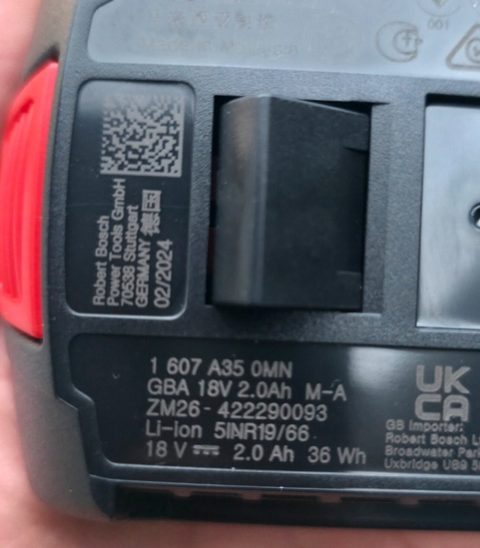 Bosch GBA 18 V M-B 18 Volt Lityum Akü 2,0 Ah Düşük Ağırlık ve Uzun Kullanım Ömrü