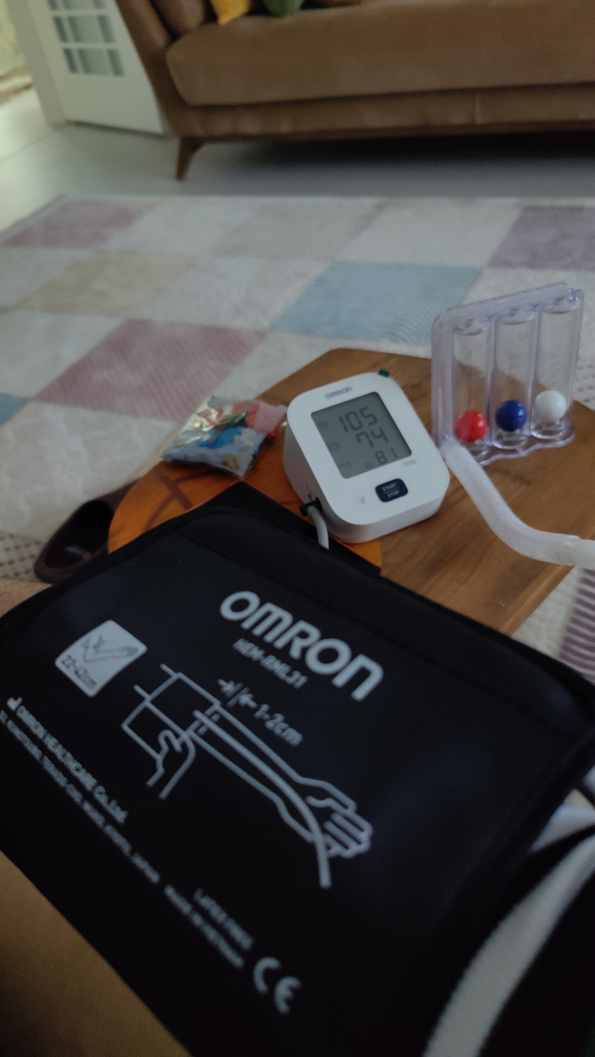 OMRON M2+ 30 Ölçüm Hafızalı Geniş Manşetli Üst Koldan Ölçer Dijital Tansiyon Aleti