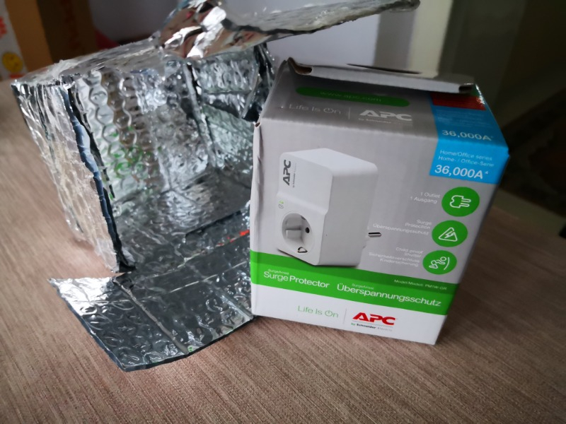 Schneider Electric APC Tekli Akım Korumalı Priz 230V