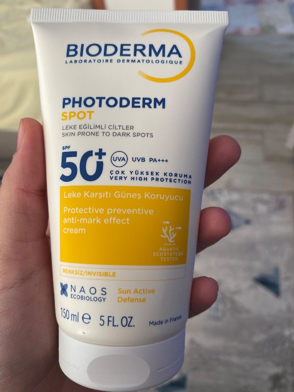 Bioderma Photoderm SPOT SPF50+ Yüksek Korumalı Yüz ve Vücut Güneş Kremi 150 ml