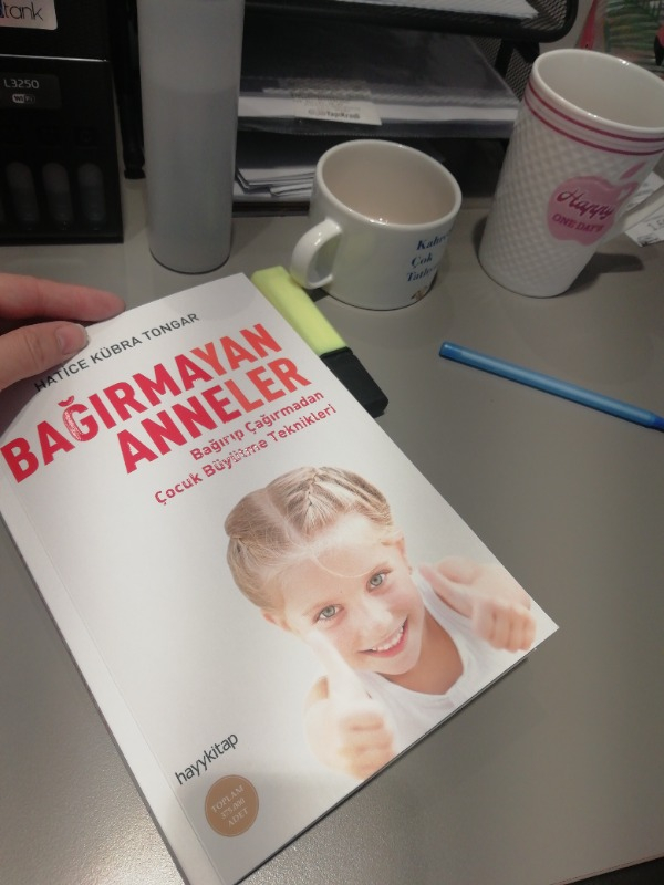 Bağırmayan Anneler - Hatice Kübra Tongar