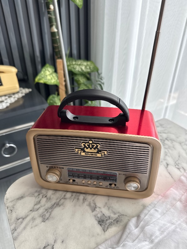 Everton Rt-301 Nostalji Bluetooth Şarjlı Radyo Usb Sd Mp3 Player
