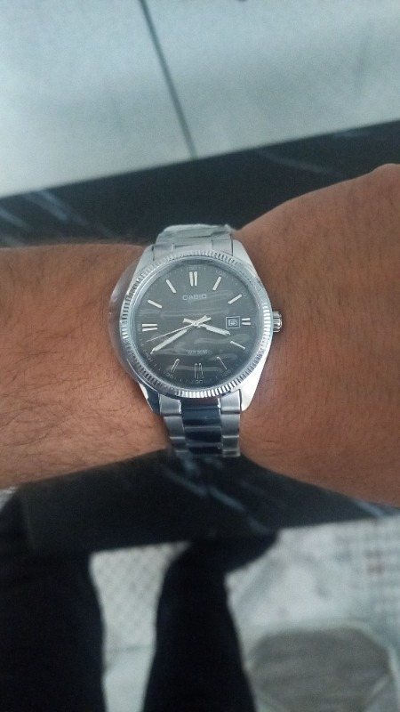 Casio MTP-1302D-1A1VDF Erkek Kol Saati Çelik Malzeme Suya Dayanıklı 50 m Siyah Kadran