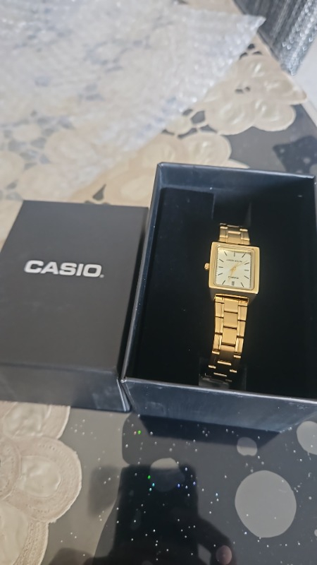 Casio LTP-V007G-9EUDF Standart Kadın Kol Saati