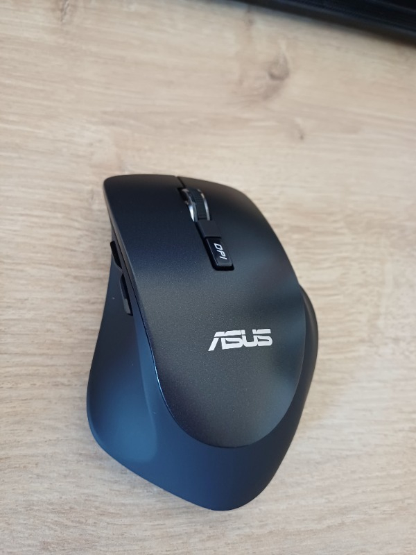 Asus WT425 Kablosuz Optik Sessiz Tıklama Özellikli Siyah Mouse