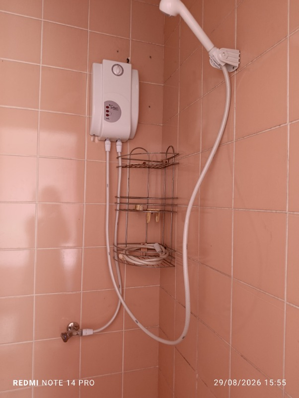 Aura  Premium Elektrikli Banyo Şofbeni 105pr ( Montaj Dahil )