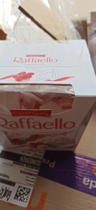 Ferrero Raffaello 15'li; 150 gr