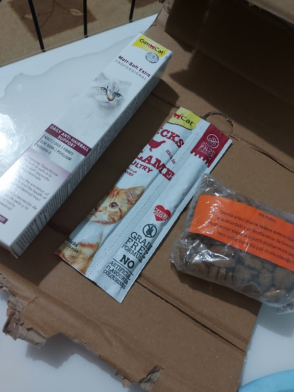 Gimcat Malt Soft Extra Kedi Macunu 100 gr – Doğal Malt Aromalı, Tüy Yumağı Oluşumunu Önleyen, Yetişkin Kedilere Özel