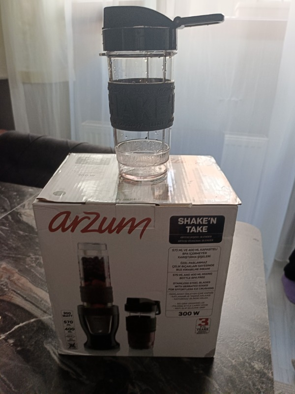 Arzum AR1032 Shake’N Take Kişisel Blender - Siyah