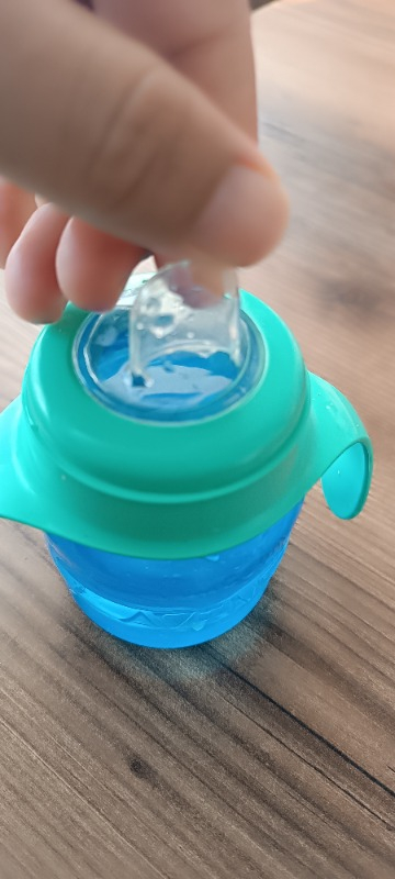 Philips Avent Eğitici Damlatmaz Bardak 6 ay+  200 ml Mavi SCF551/05