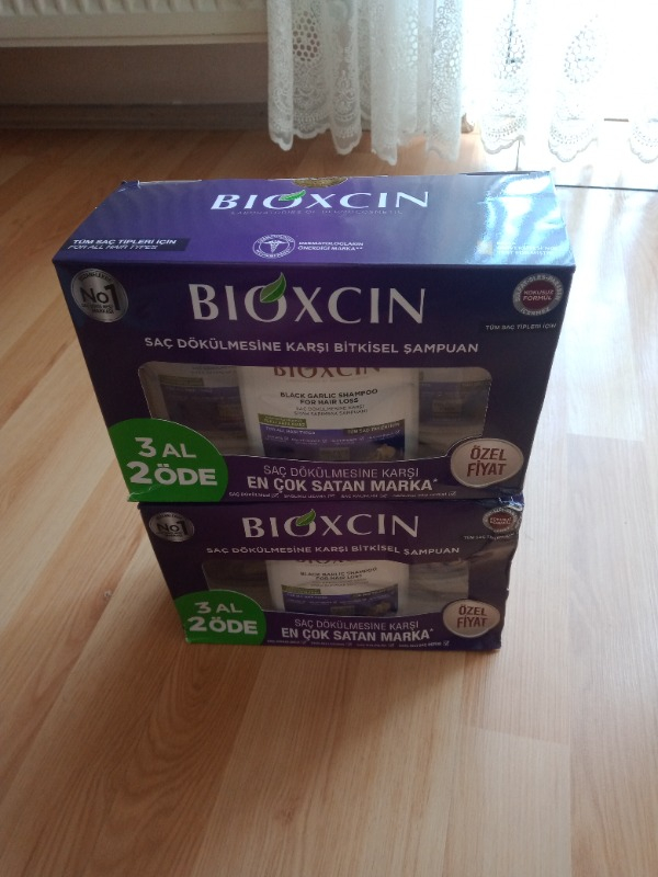 Bioxcin Siyah Sarımsak Şampuanı 3 al 2 öde (3x300ml)