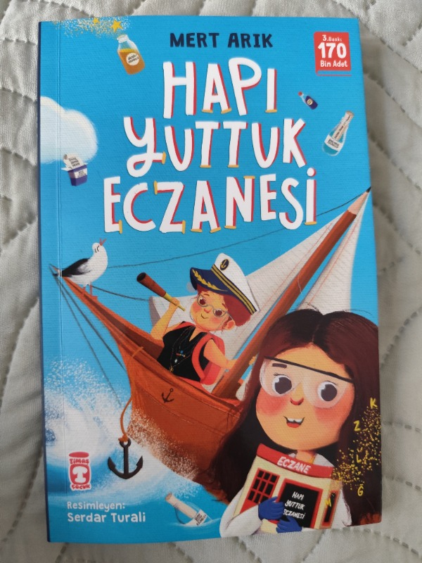 Timaş Çocuk Hapı Yuttuk Eczanesi - Mert Arık