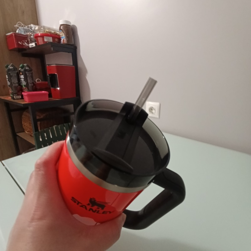 Stanley Quencher Neon Özel Seri Pipetli Termos 1,18 Lt