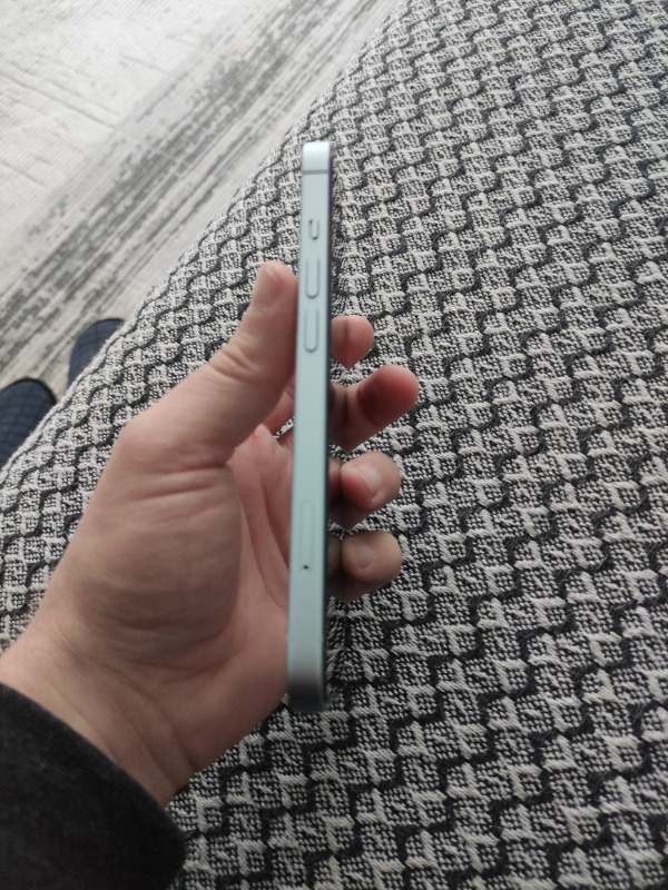 iPhone 15 256 GB Mavi