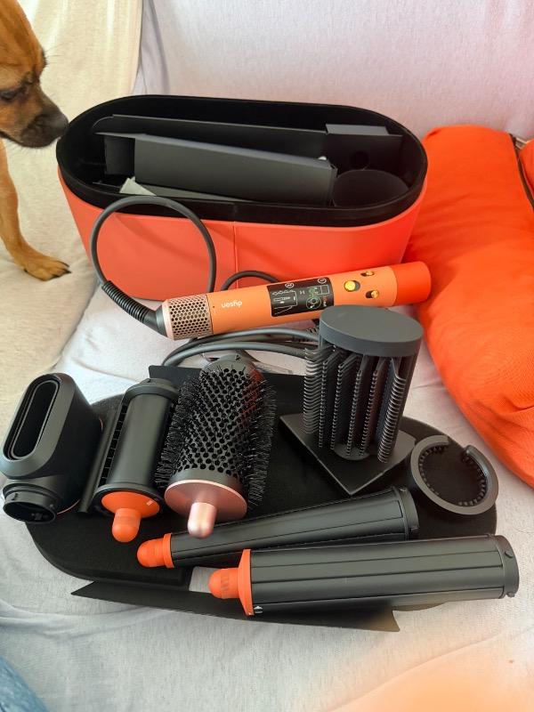 Dyson Airwrap I.d.™ Saç Şekillendirme ve Kurutma Seti (Ceramic Apricot)