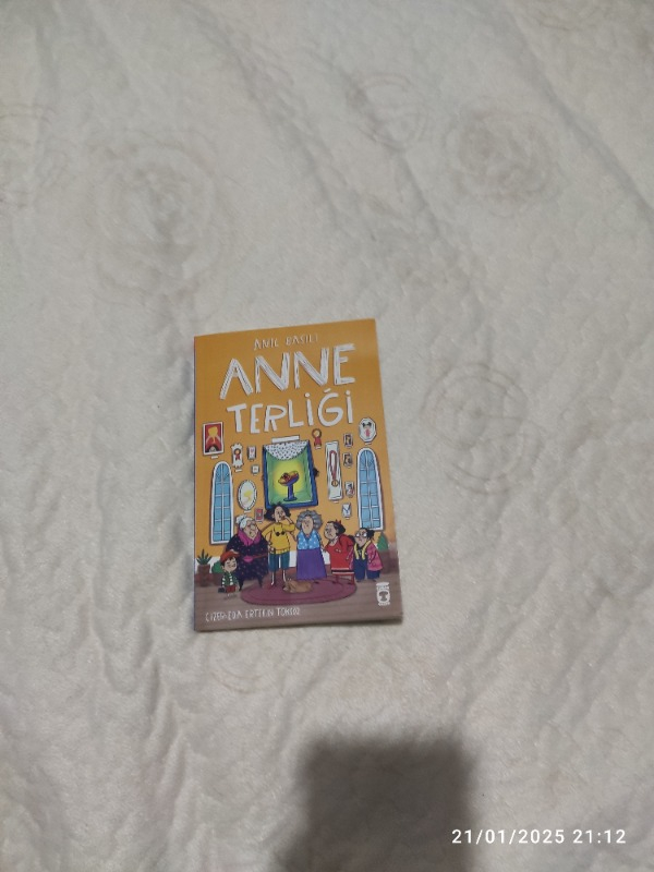 Anne Terliği (İmzalı) - Anıl Basılı