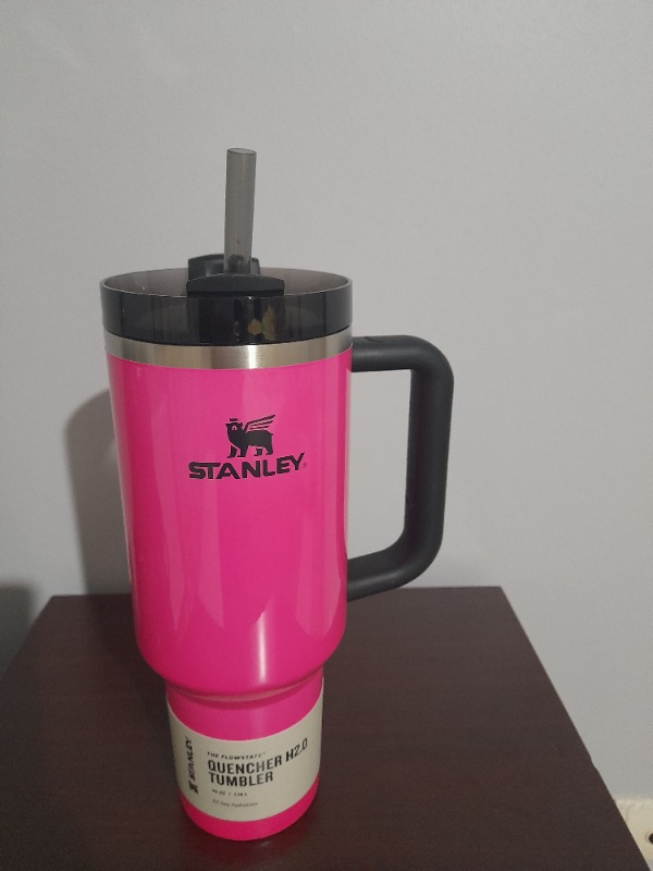 Stanley Quencher Neon Özel Seri Pipetli Termos 1,18 Lt