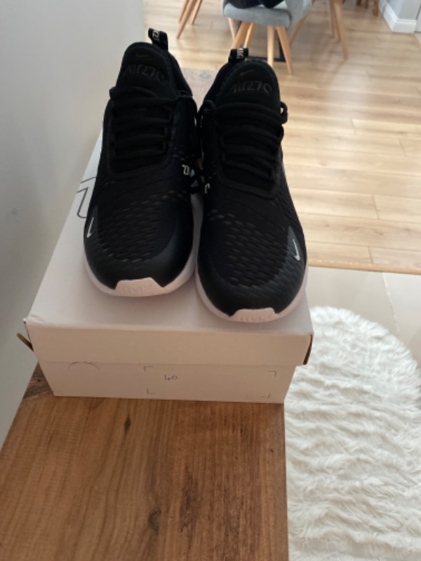 Nike Air Max 270 Unisex