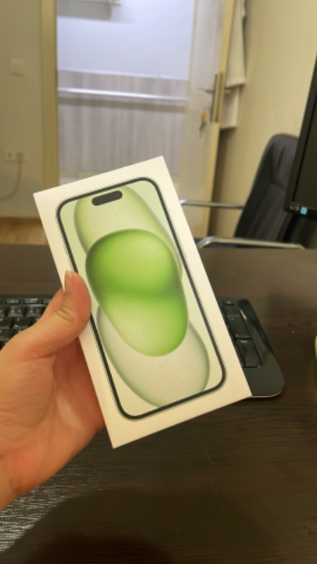 iPhone 15 128 GB