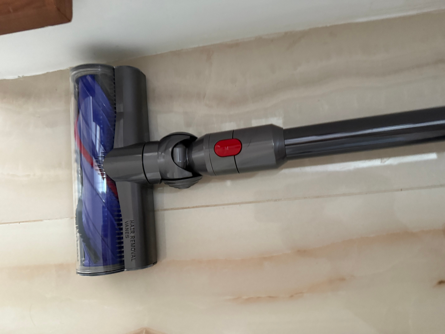 Dyson V8™ Advanced Kablosuz Süpürge