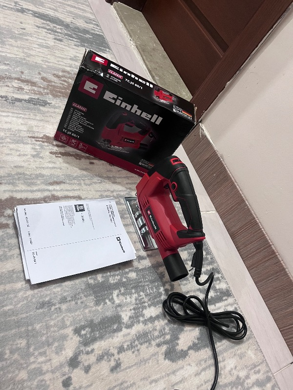 Einhell Dekupaj Testere TC-JS 60/1 (düşük titreşim, devir kontrol elektroniği, aletsiz testere bıçağı değişimi, 45° açıya kadar kesim için açılı testere ayağı) - 4321135