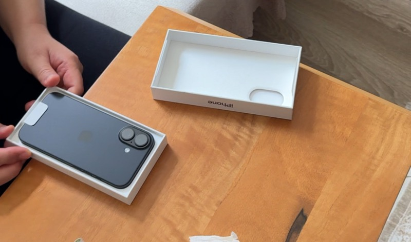 iPhone 16 128GB Siyah
