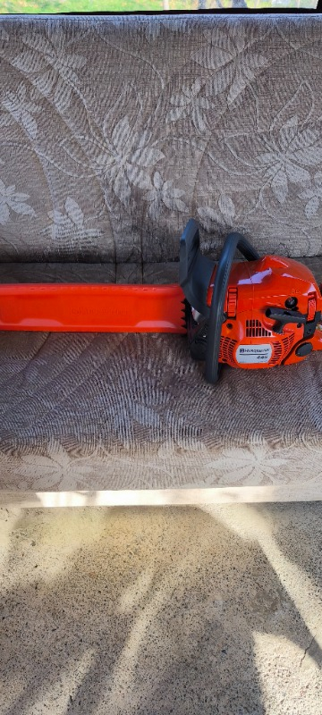 Husqvarna 445 Motorlu Ağaç Kesme Testeresi 2.8 Hp