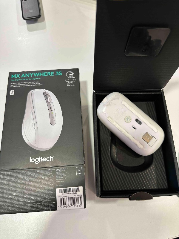 Logitech MX Anywhere 3S Kompakt 8000 DPI Optik Sensörlü Sessiz Bluetooth Kablosuz Mouse - Beyaz